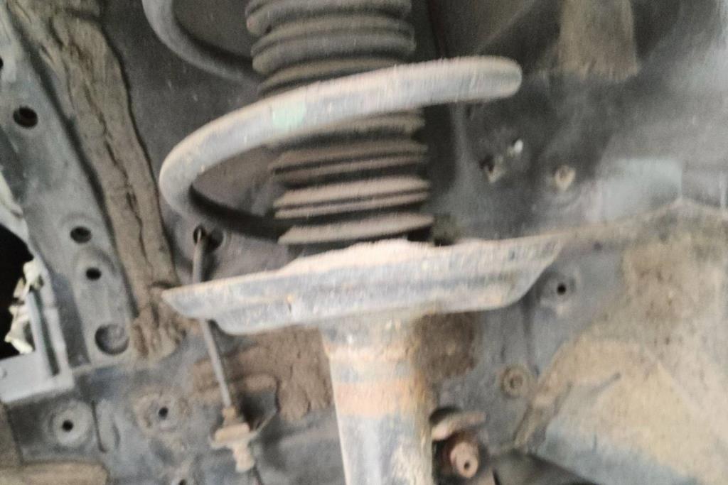  Shock Absorber Toyota RAV4