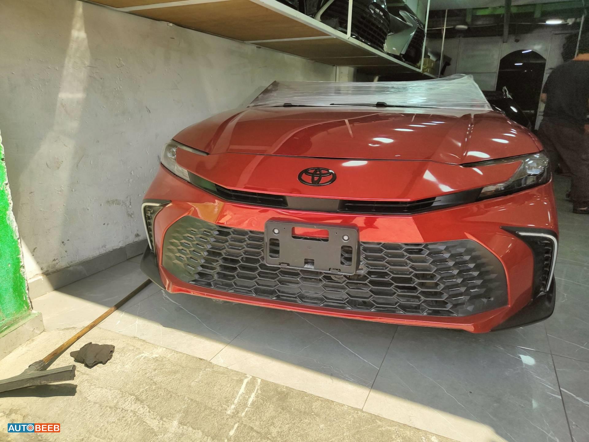 Body  Front clip Toyota Camry