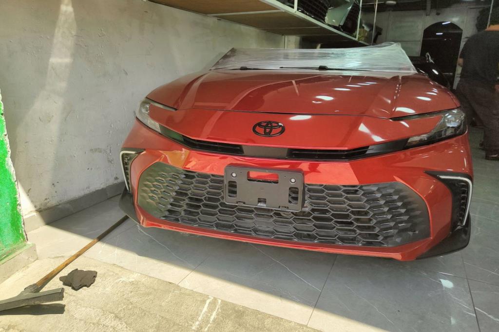Body  Front clip Toyota Camry