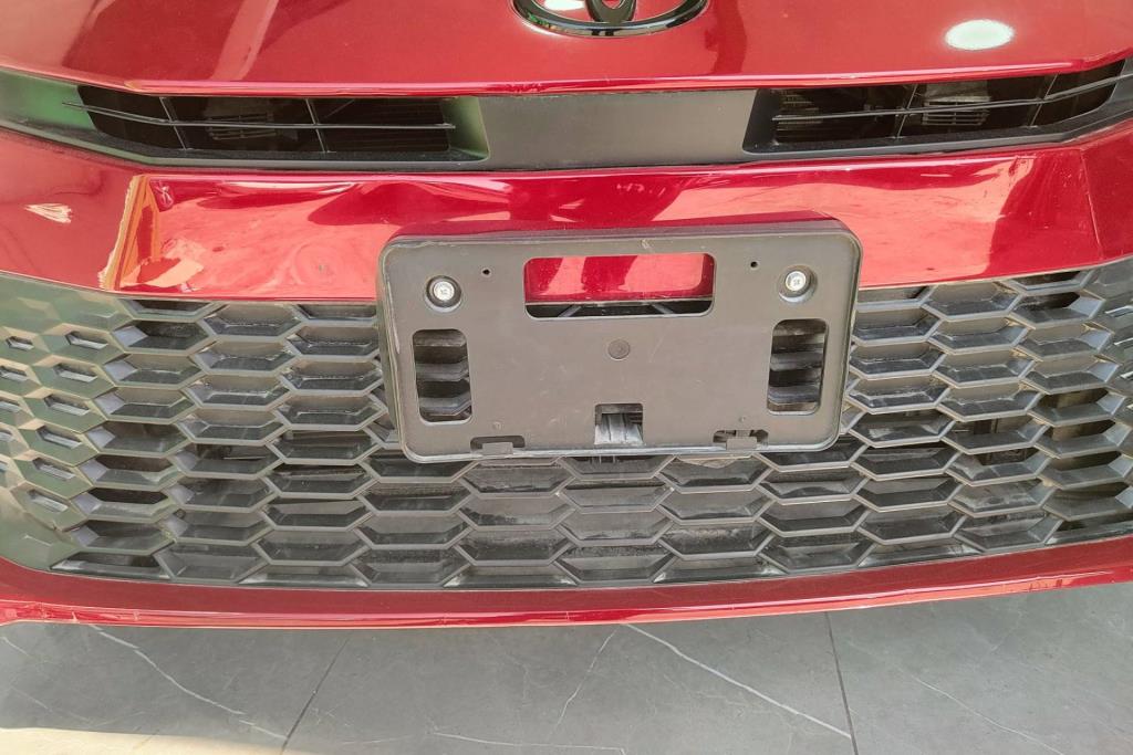 Body  Grilles Toyota Camry