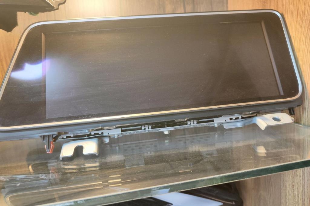 Electronics DVD Player Lexus NX300