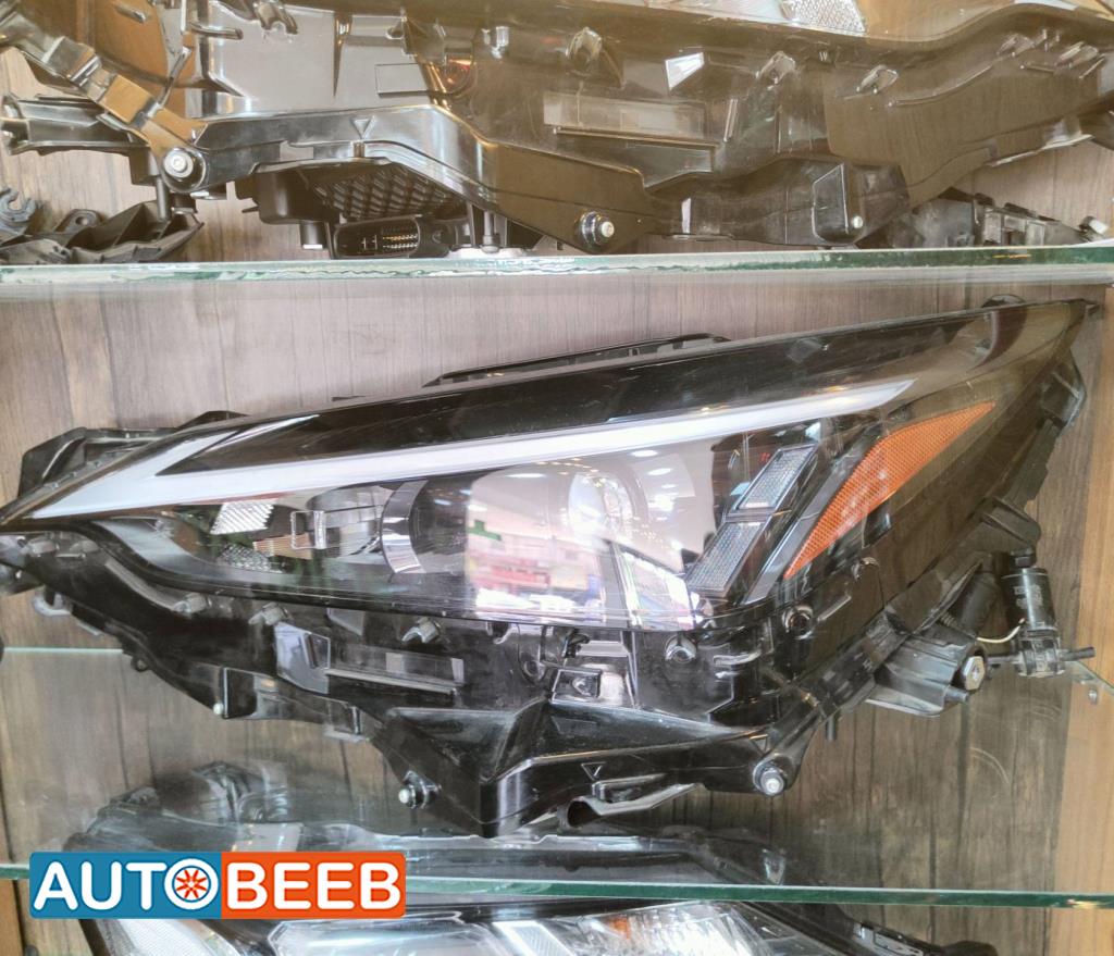 Lights Front light Lexus NX300