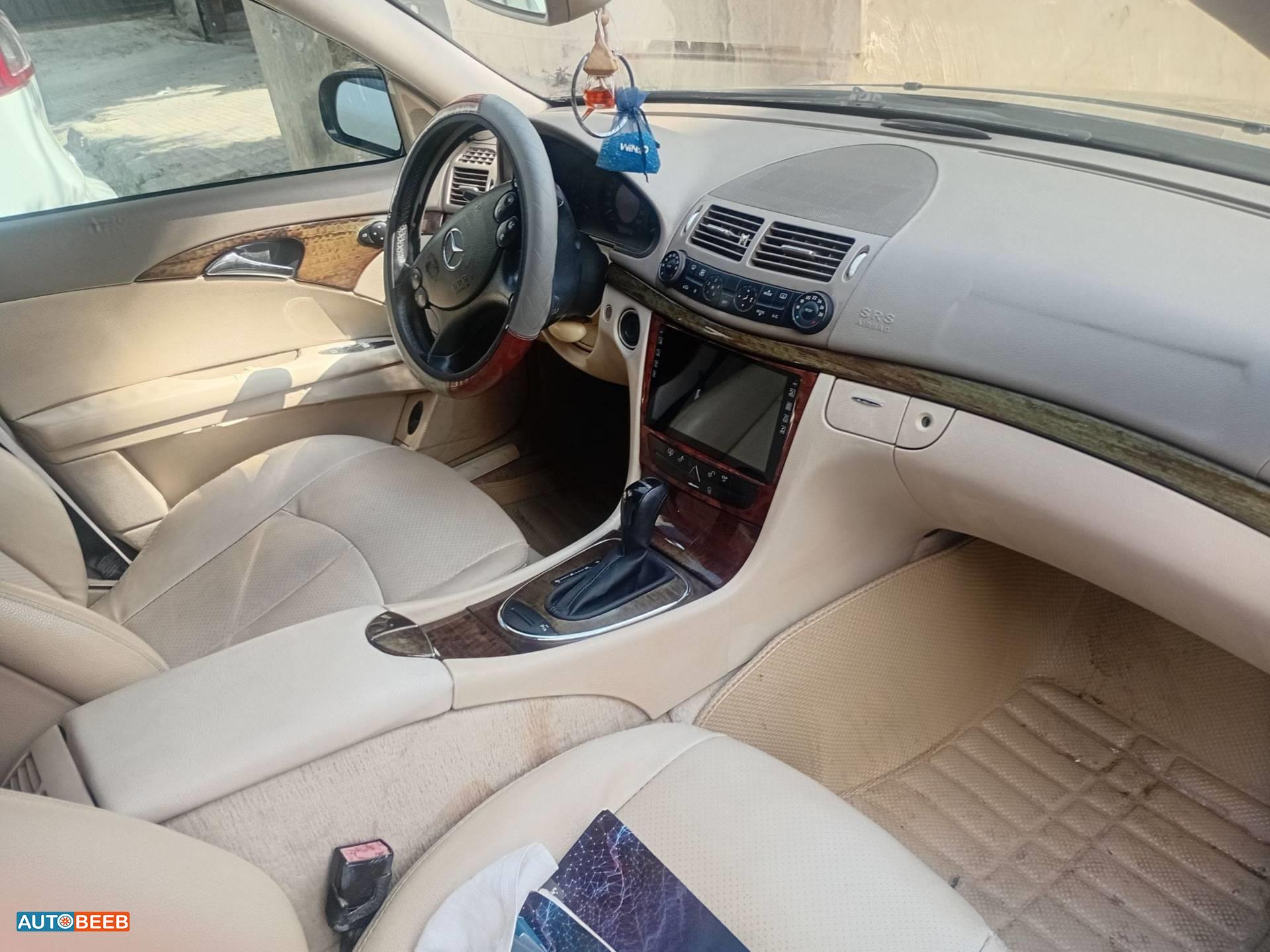 مرسيدس بنز E200 2006