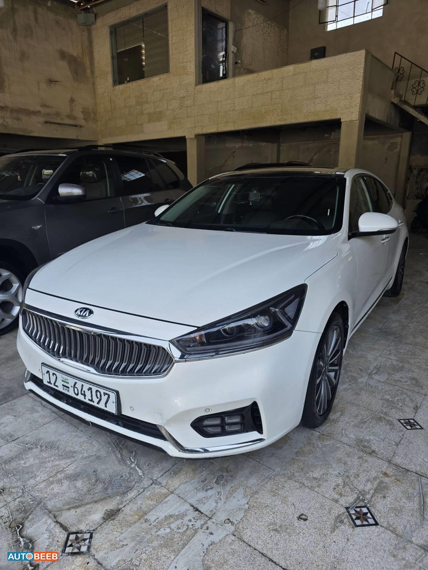 KIA Cadenza 2016
