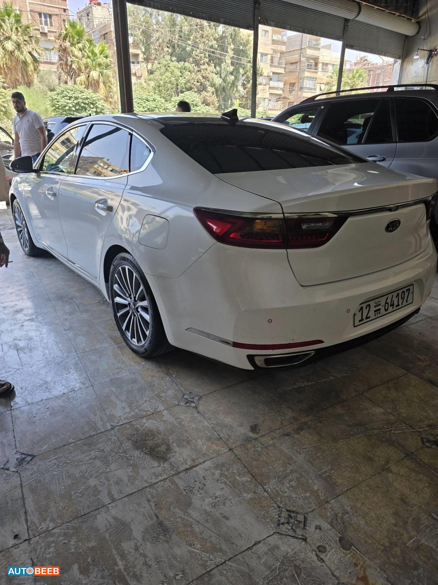 KIA Cadenza 2016