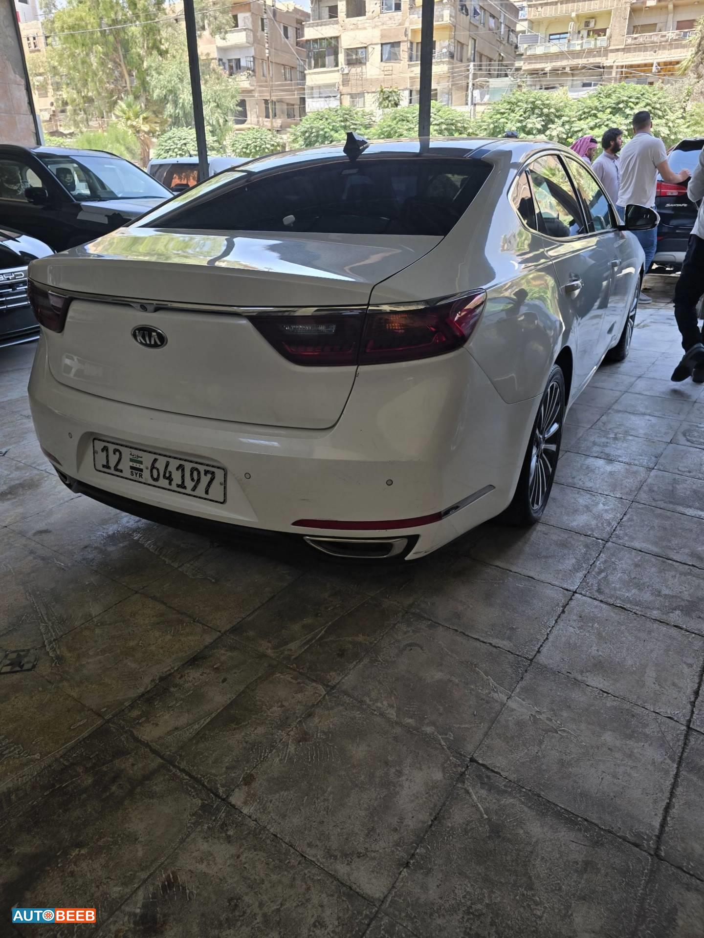 KIA Cadenza 2016