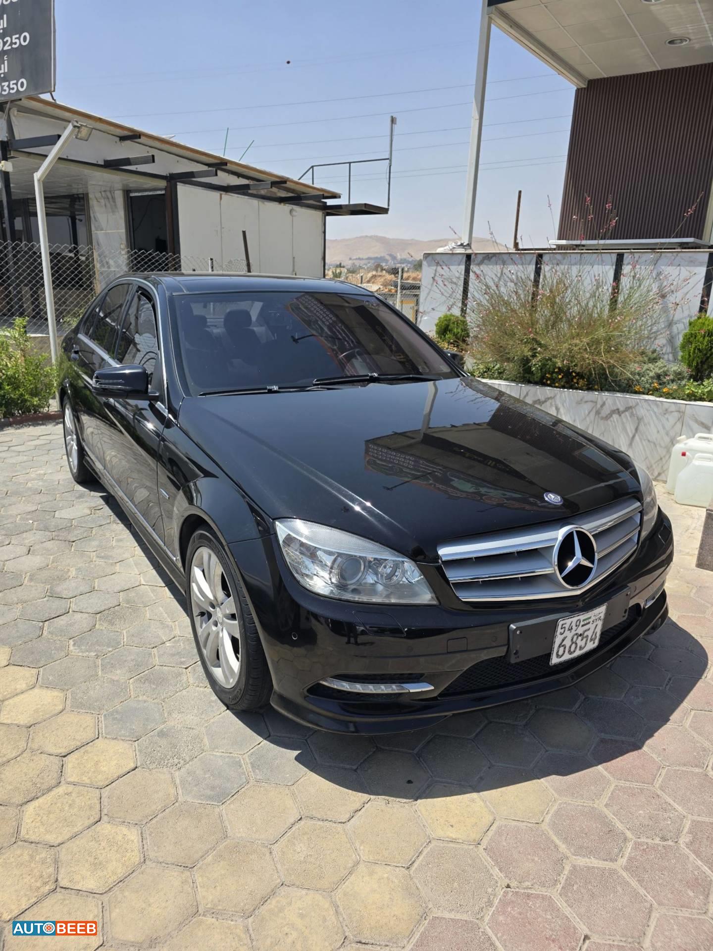 مرسيدس بنز C200 2011