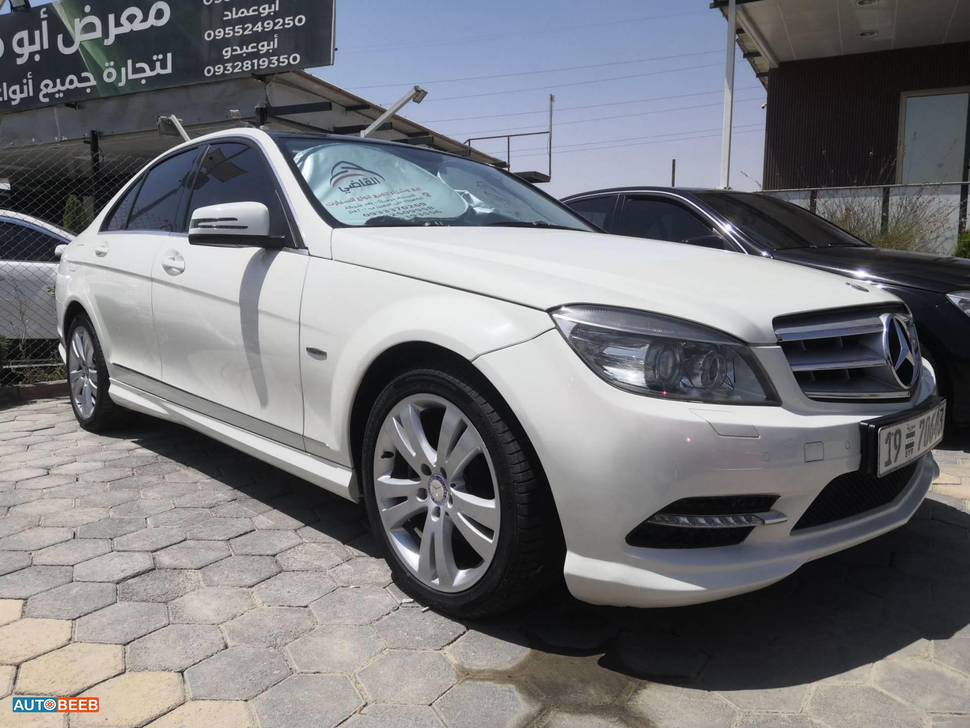 مرسيدس بنز C200 2011