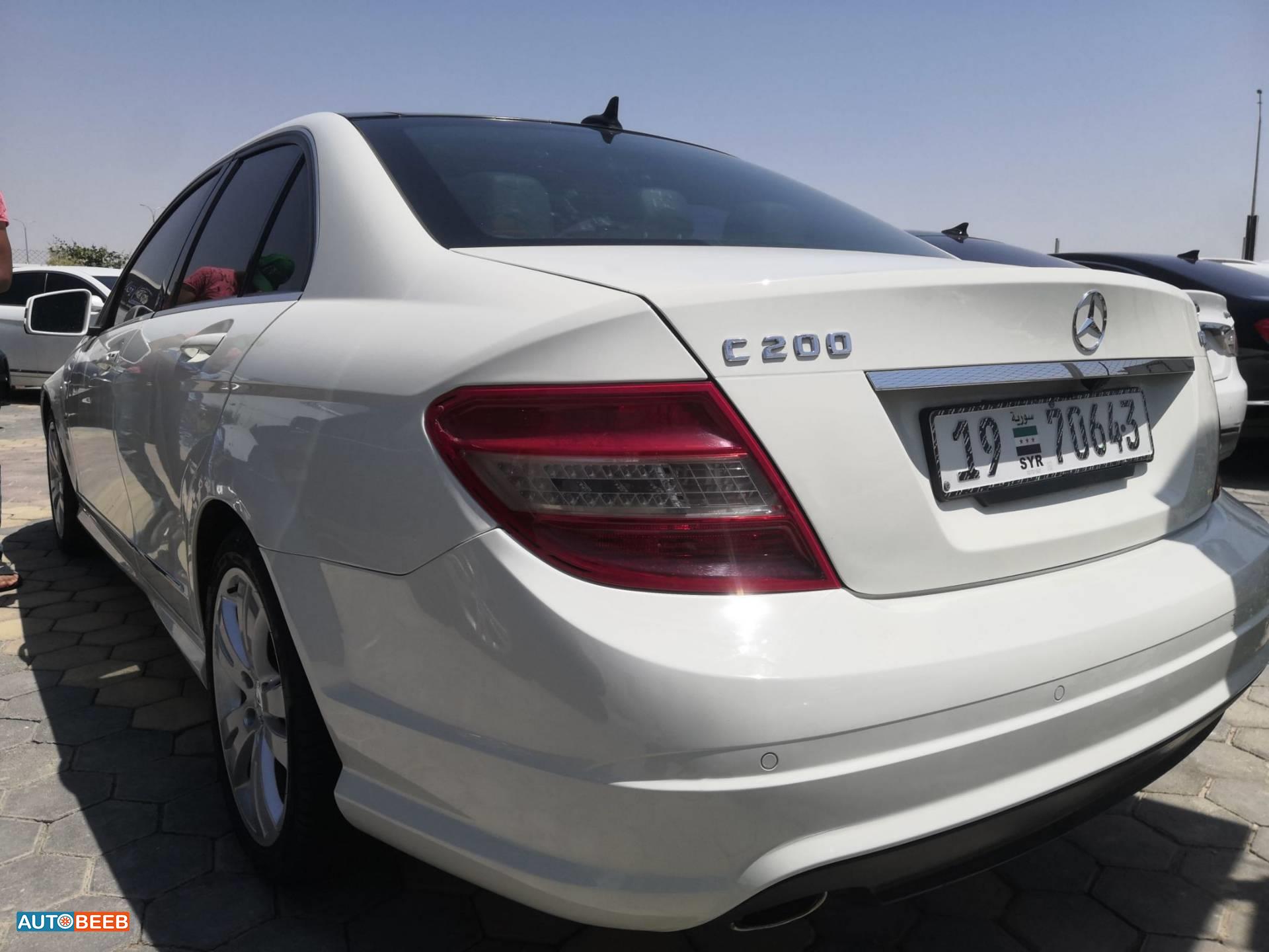 مرسيدس بنز C200 2011