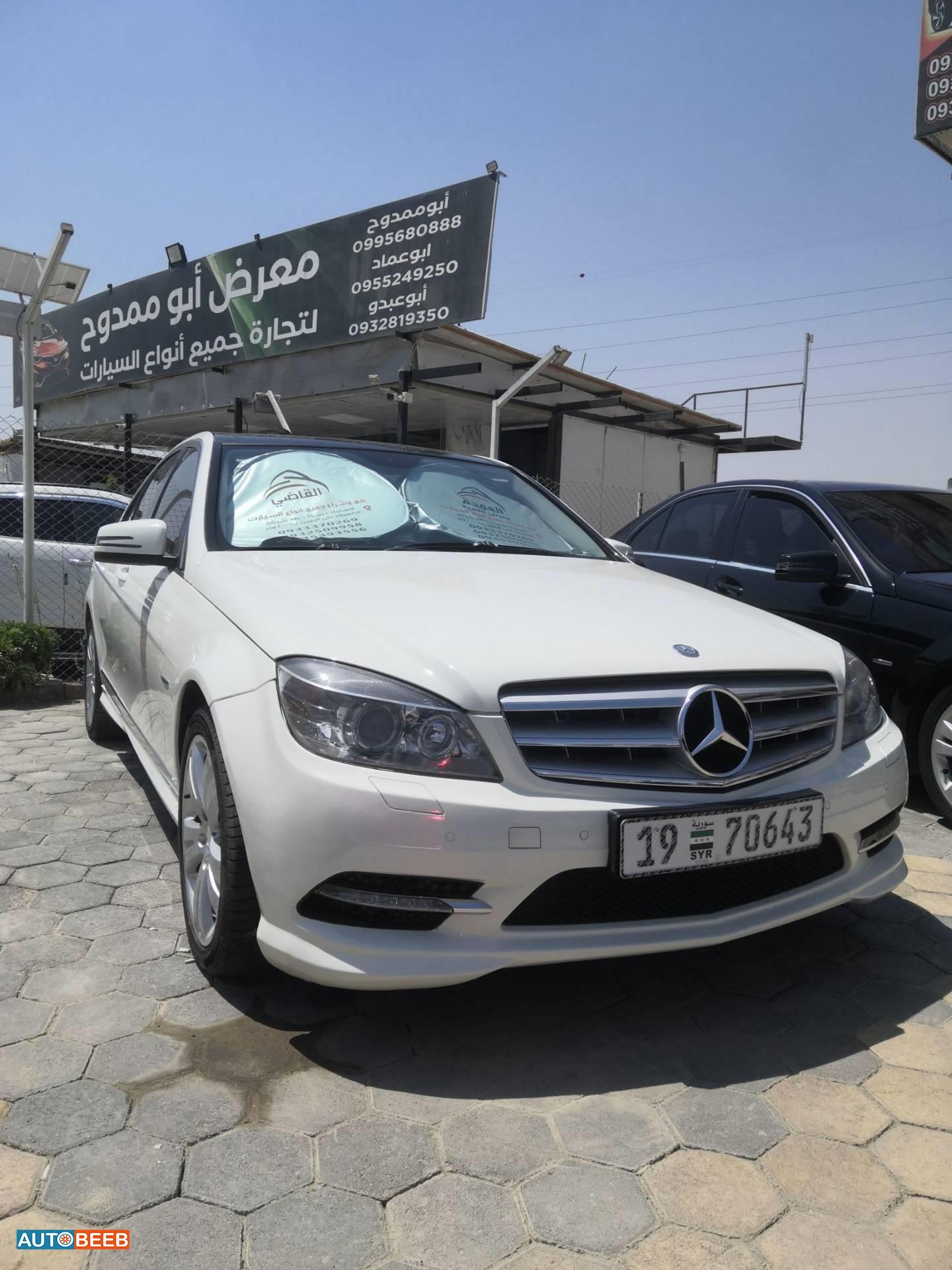 مرسيدس بنز C200 2011