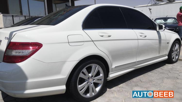 مرسيدس بنز C200 2011