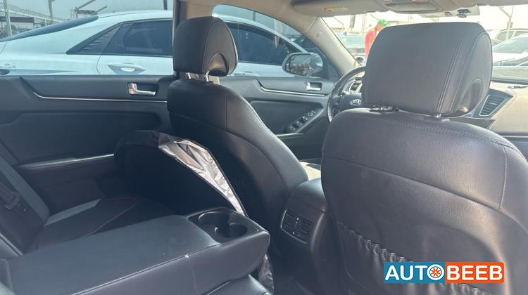 KIA Cadenza 2012