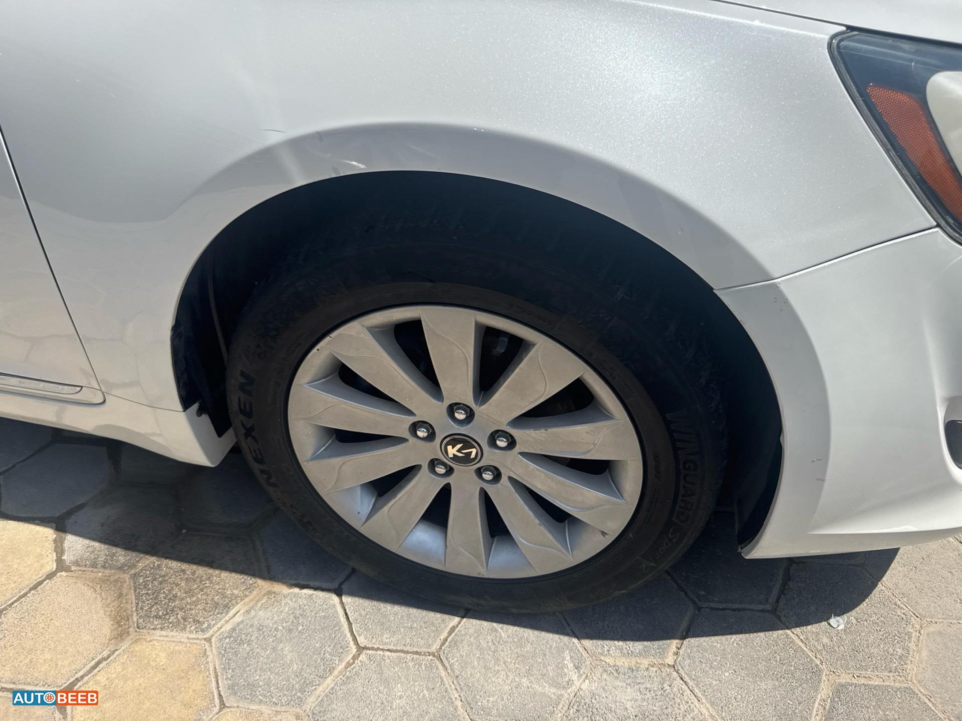 KIA Cadenza 2012