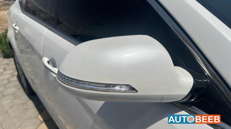 KIA Cadenza 2012
