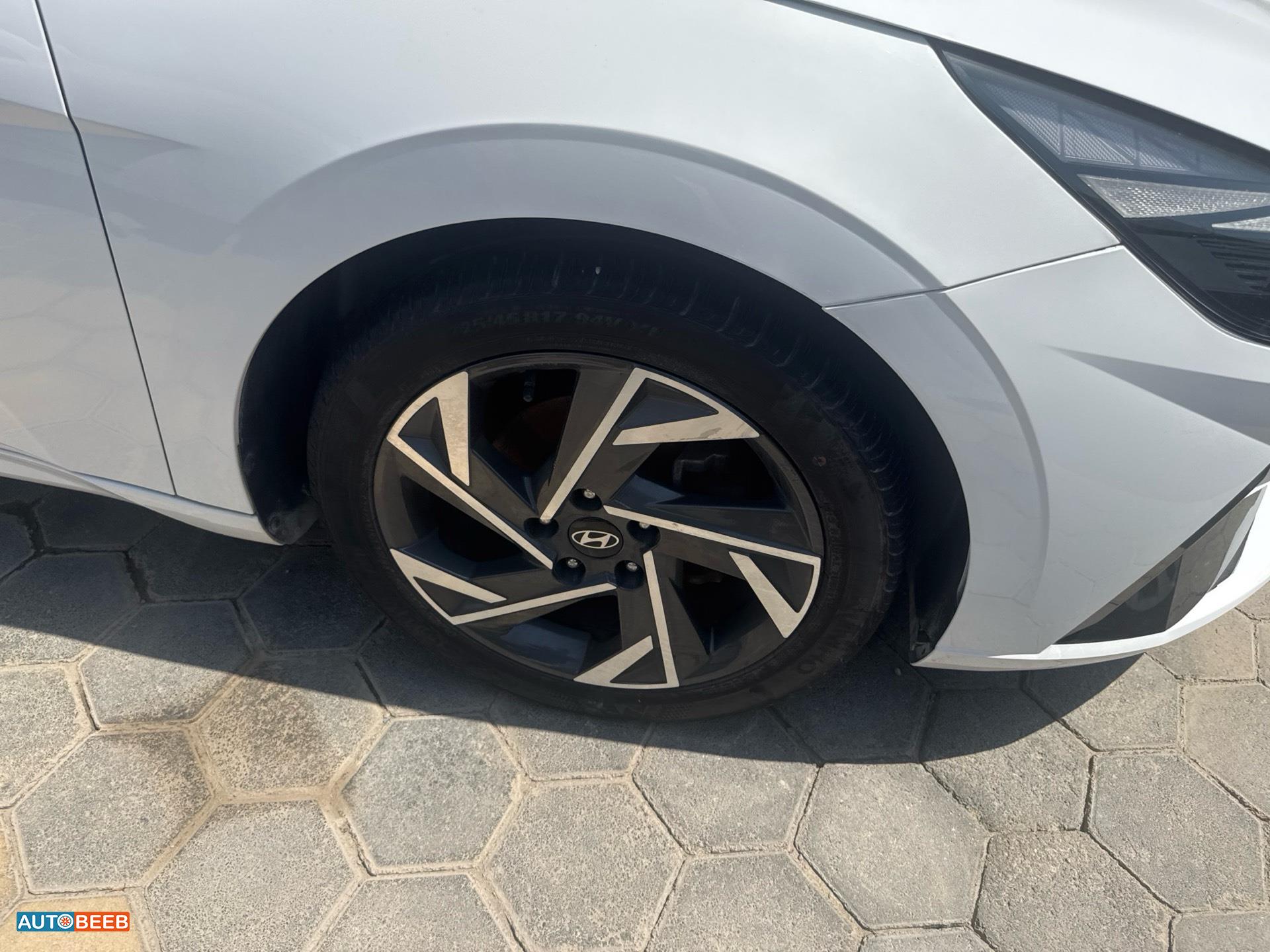 Hyundai Elantra 2021