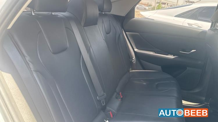 Hyundai Elantra 2021