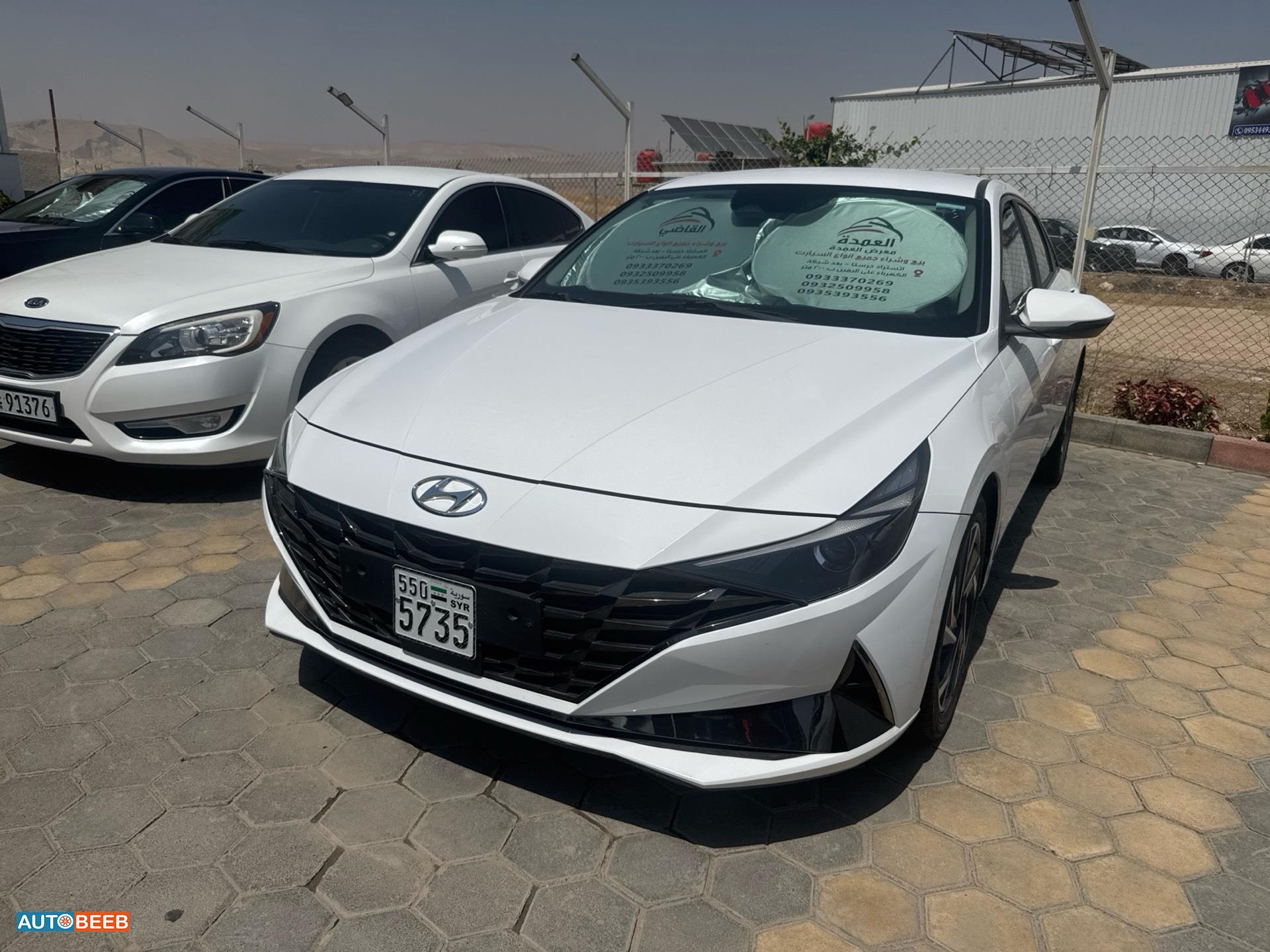 Hyundai Elantra 2021