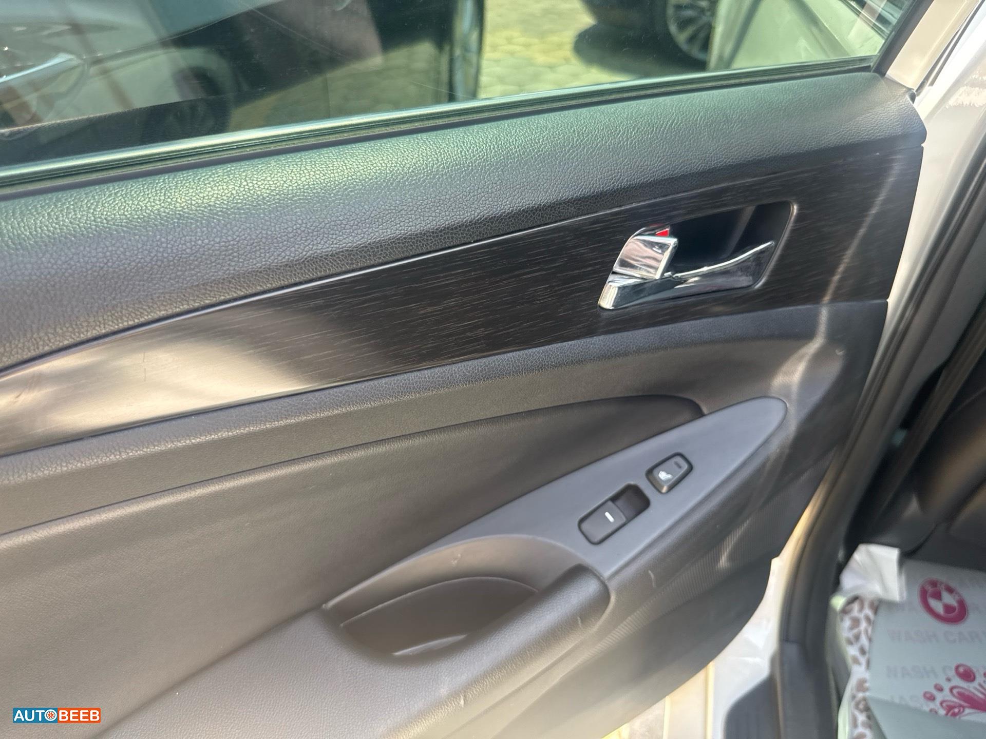 Hyundai Sonata 2013