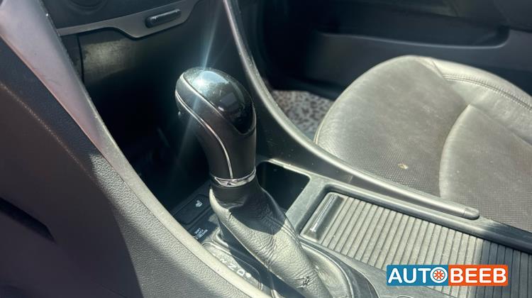 Hyundai Sonata 2013