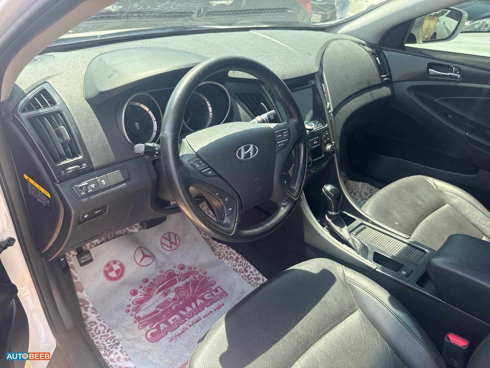 Hyundai Sonata 2013