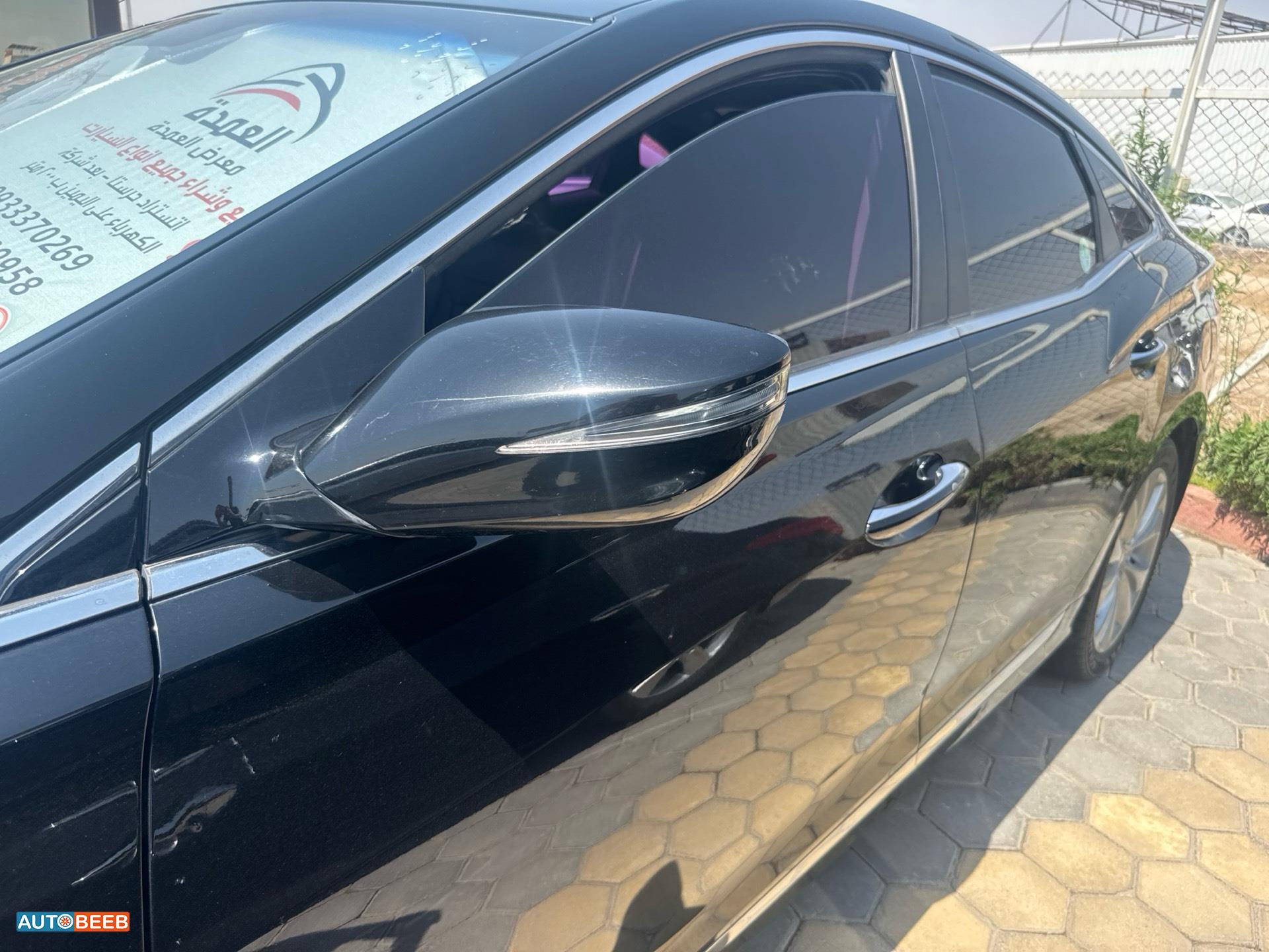 Hyundai Grandeur 2012