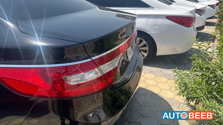 Hyundai Grandeur 2012