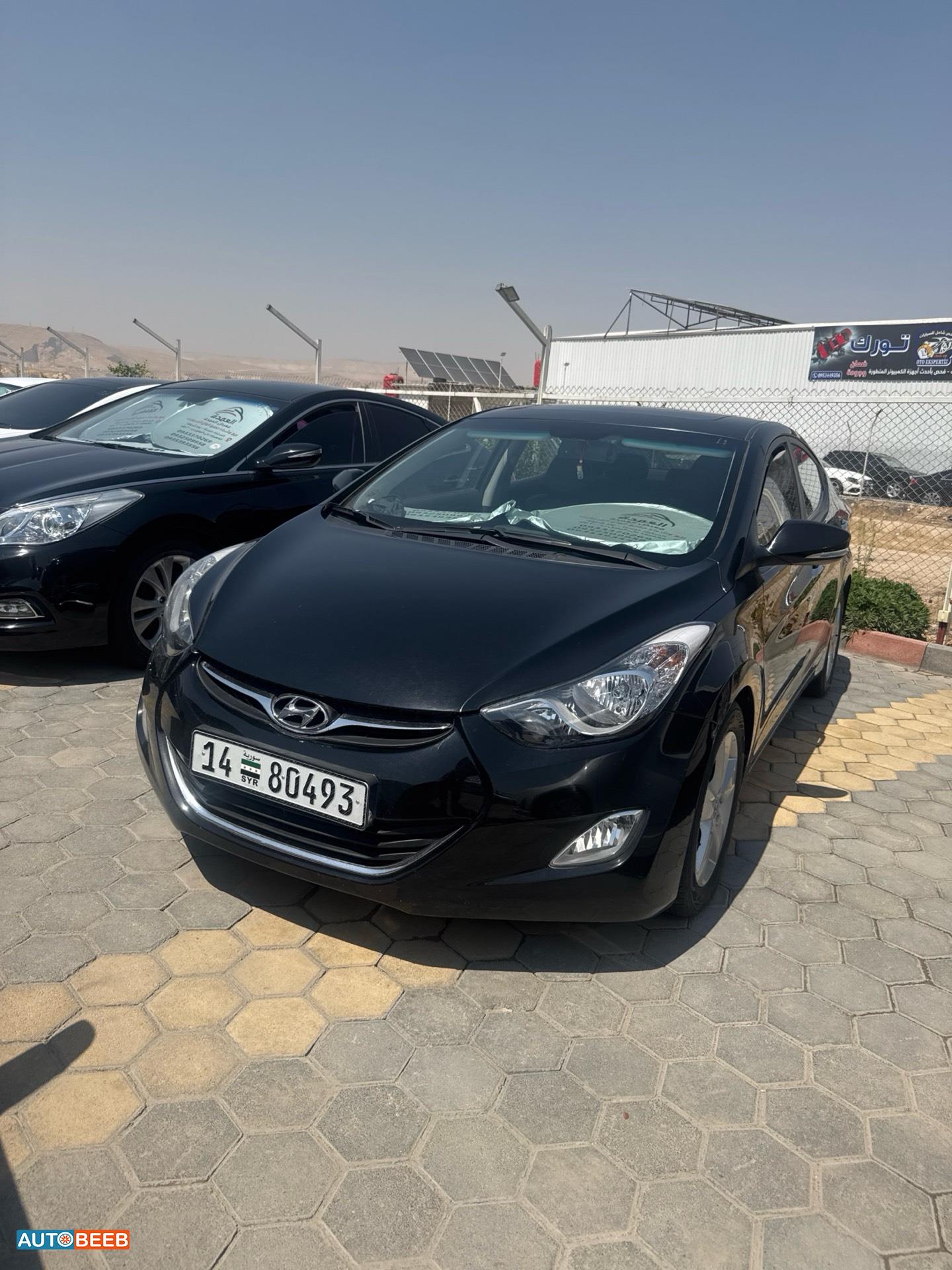 Hyundai Avante 2012