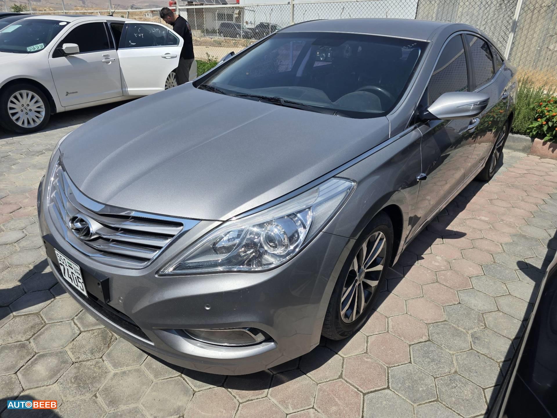 Hyundai Grandeur 2012
