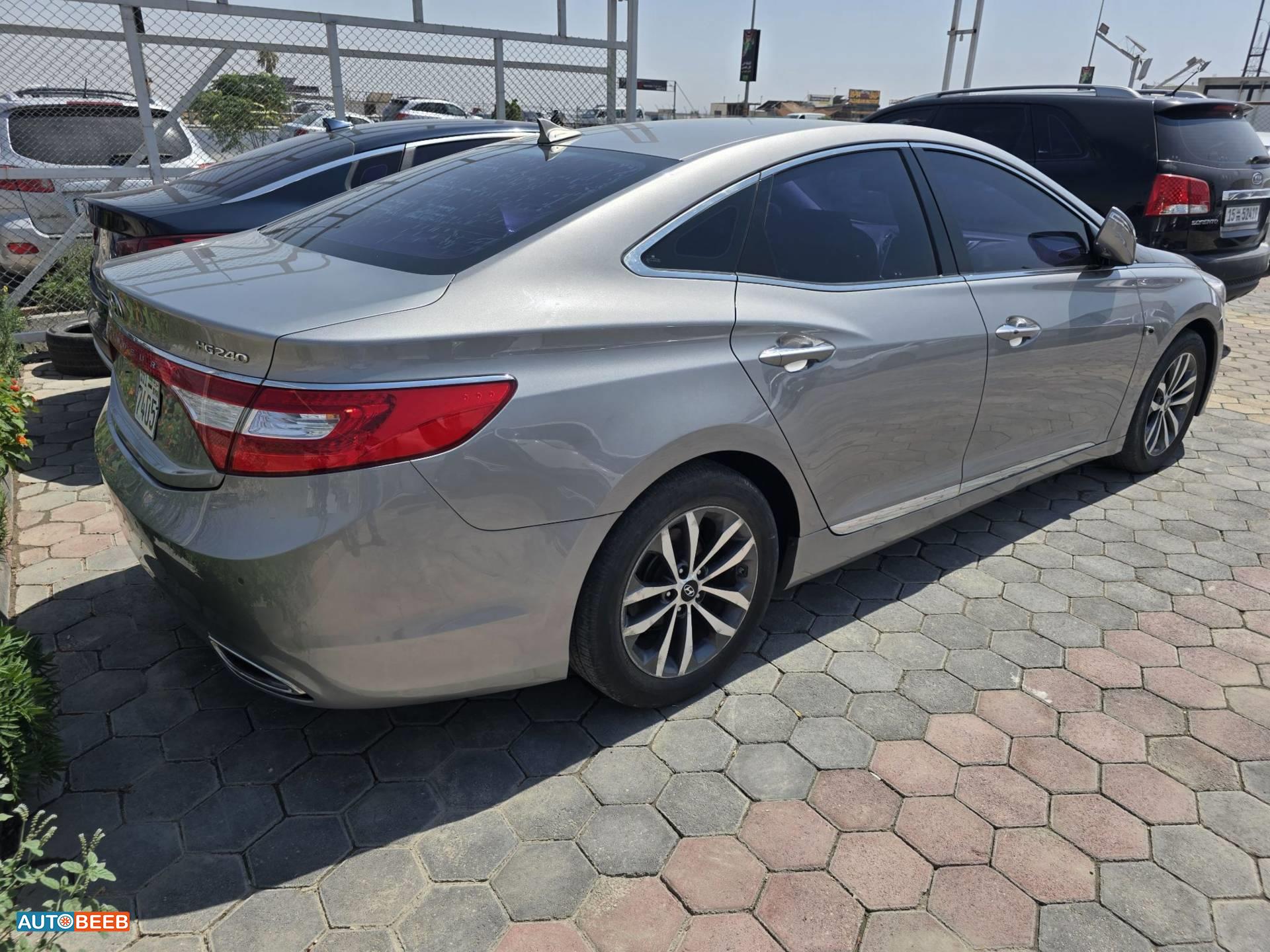 Hyundai Grandeur 2012