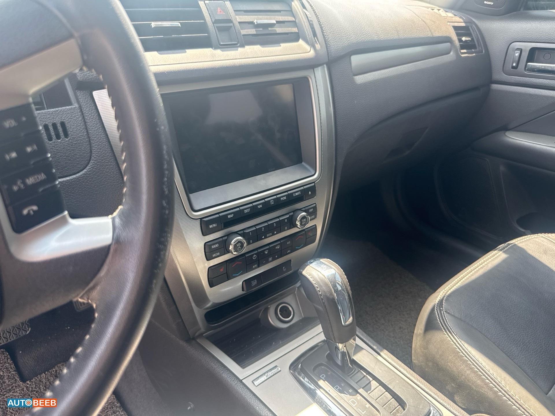 Ford Fusion 2012
