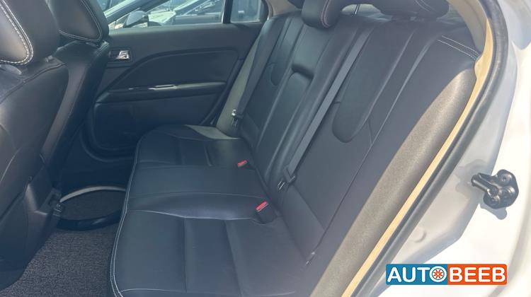 Ford Fusion 2012
