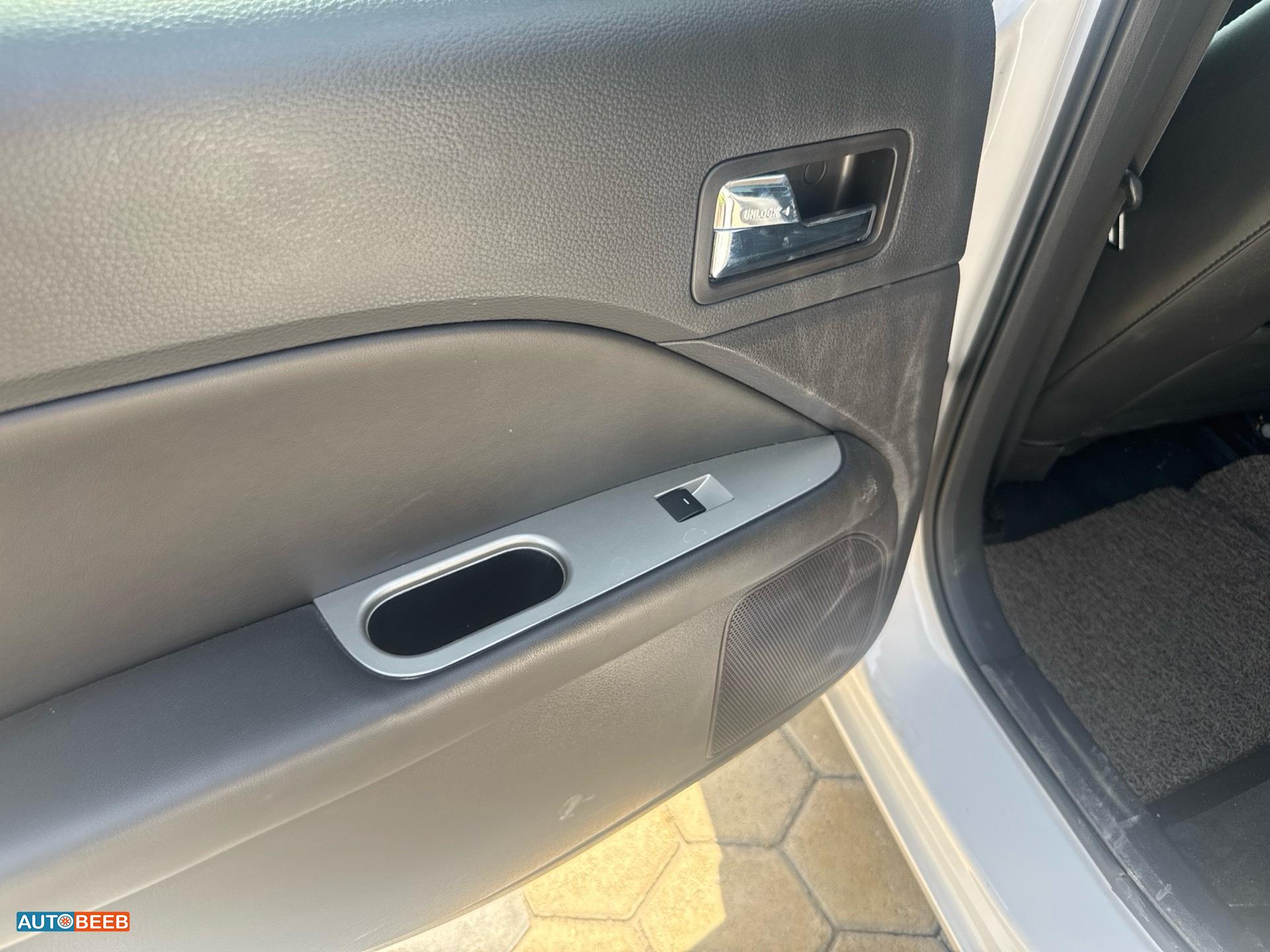 Ford Fusion 2012