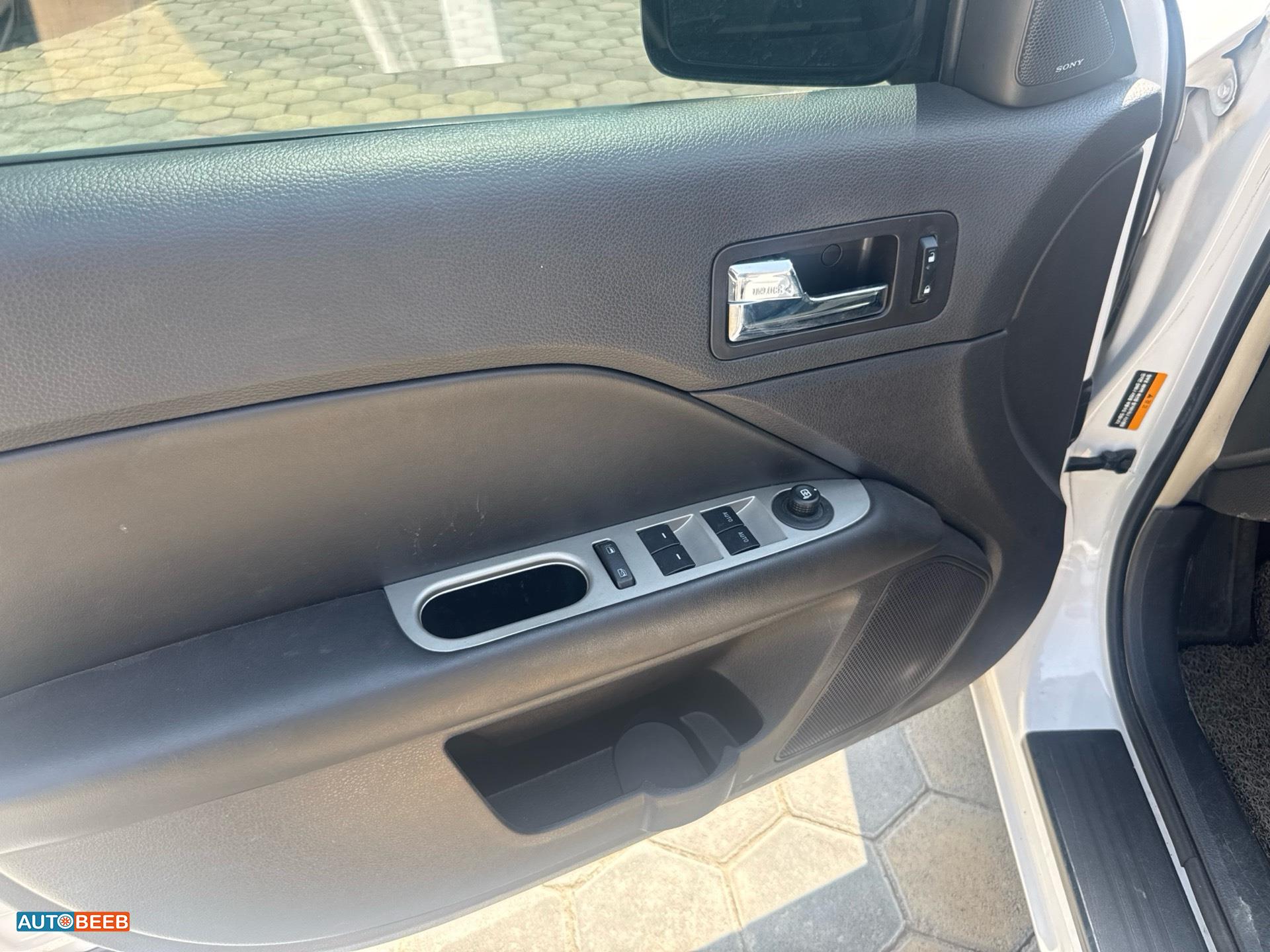 Ford Fusion 2012