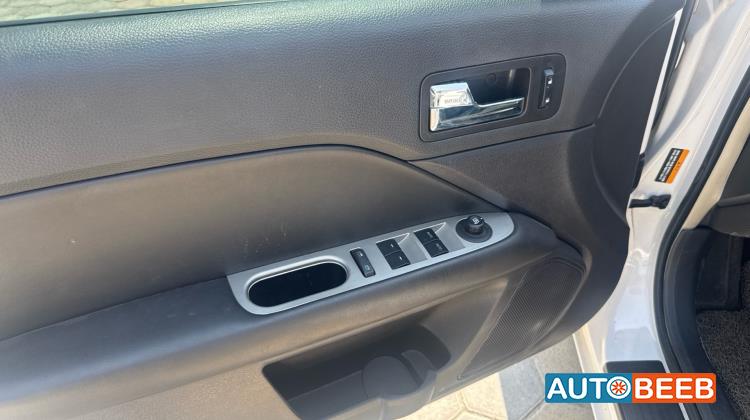 Ford Fusion 2012