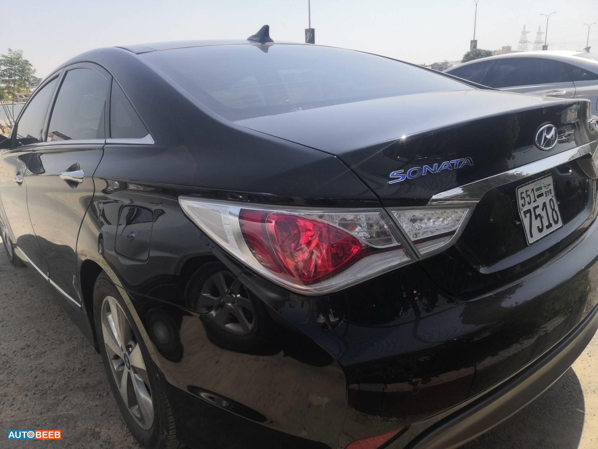 Hyundai Sonata 2012