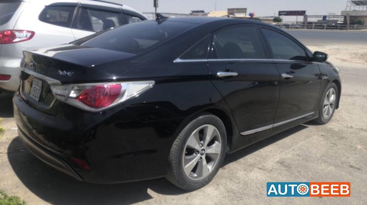 Hyundai Sonata 2012