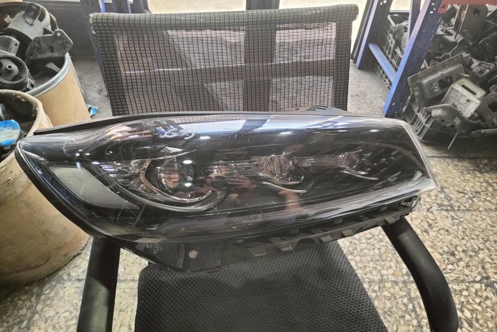 Lights Front light KIA Sorento