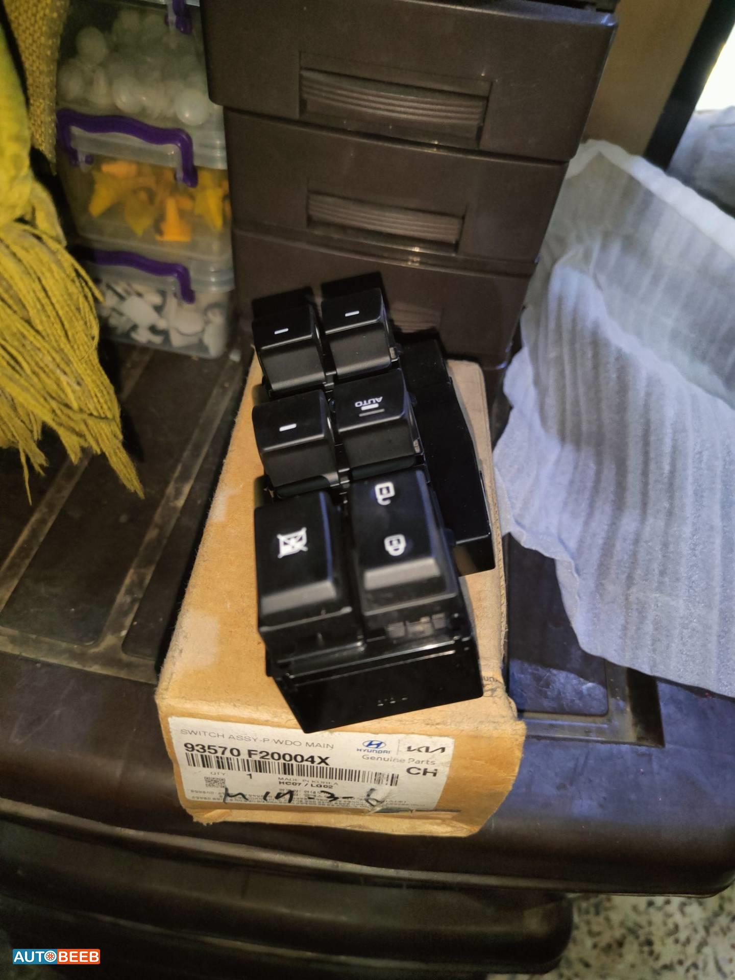 Cabin  Control buttons Hyundai Avante