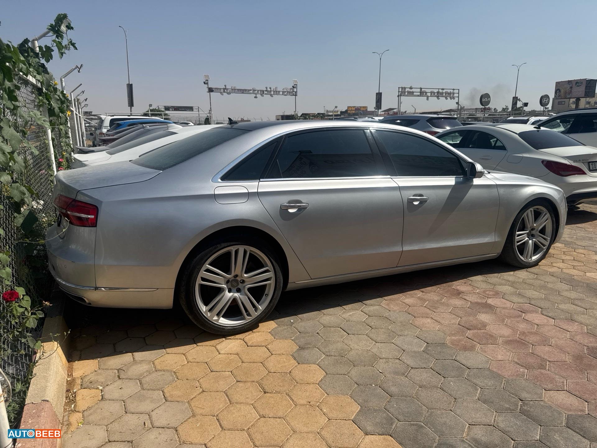 اودي A8 2015