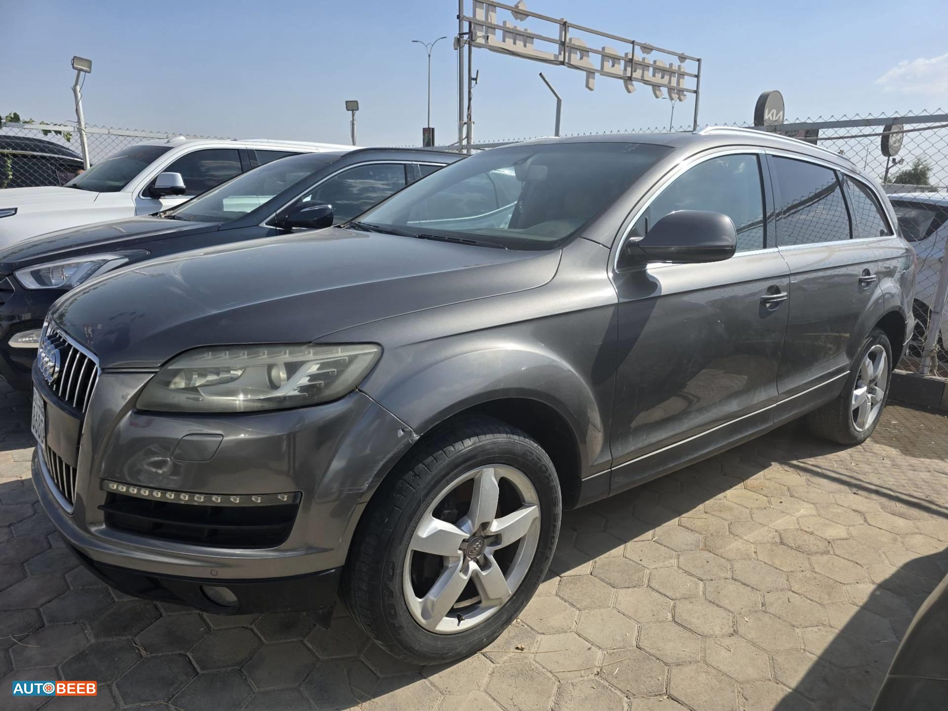 اودي Q7 2010