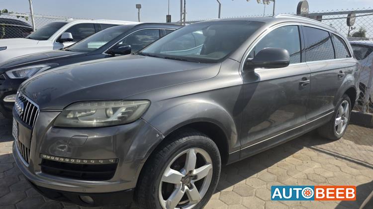 اودي Q7 2010