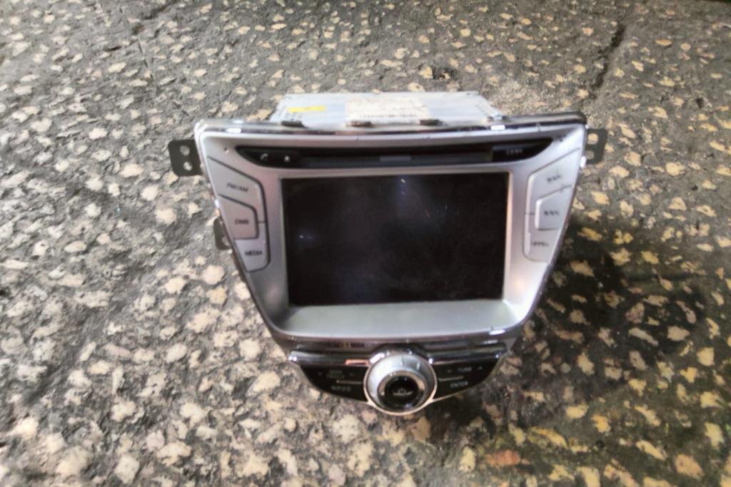 Electronics DVD Player Hyundai Avante