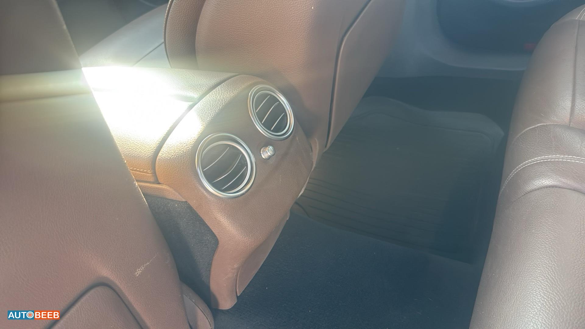 مرسيدس بنز E350 2019