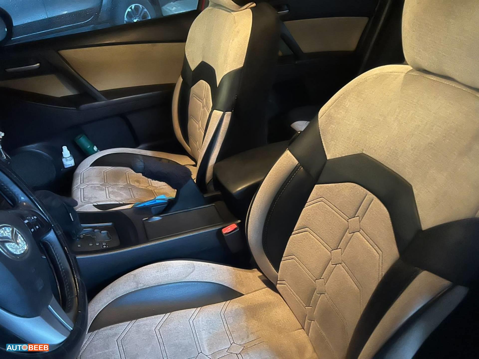 Mazda 3 2014
