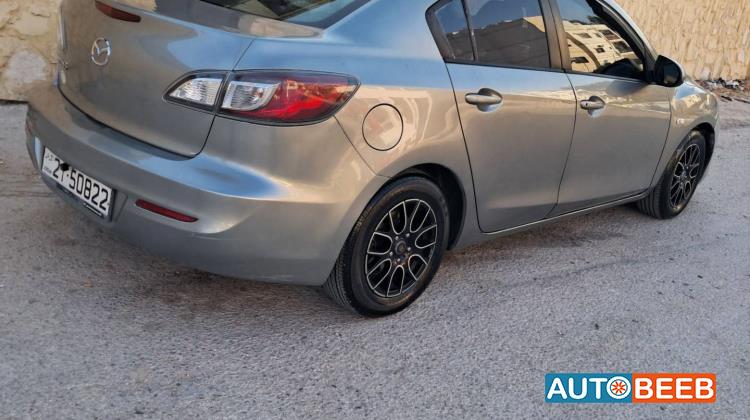 Mazda 3 2012