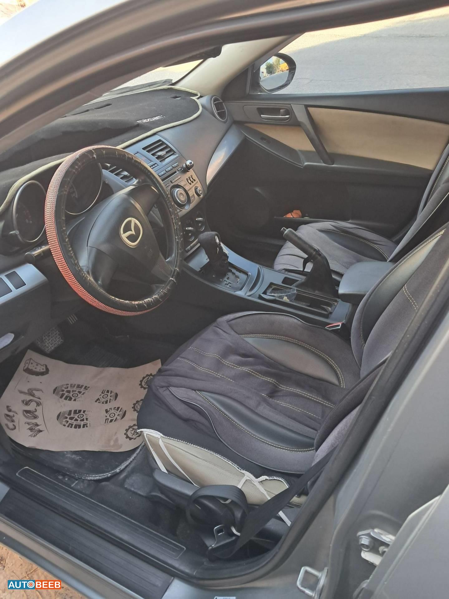 Mazda 3 2012