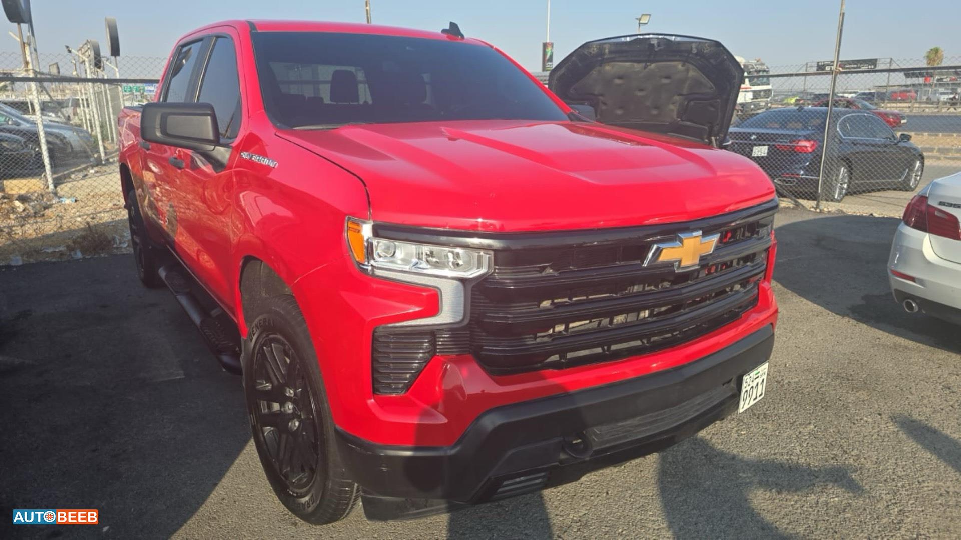 Chevrolet Silverado 2023