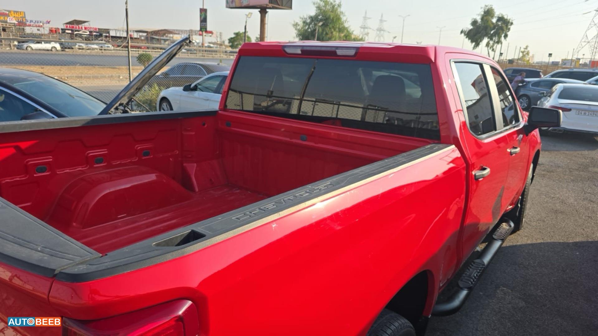 Chevrolet Silverado 2023