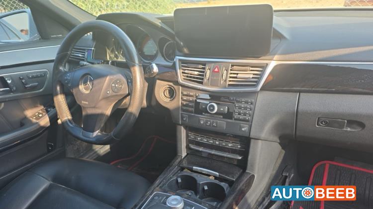 مرسيدس بنز E350 2012