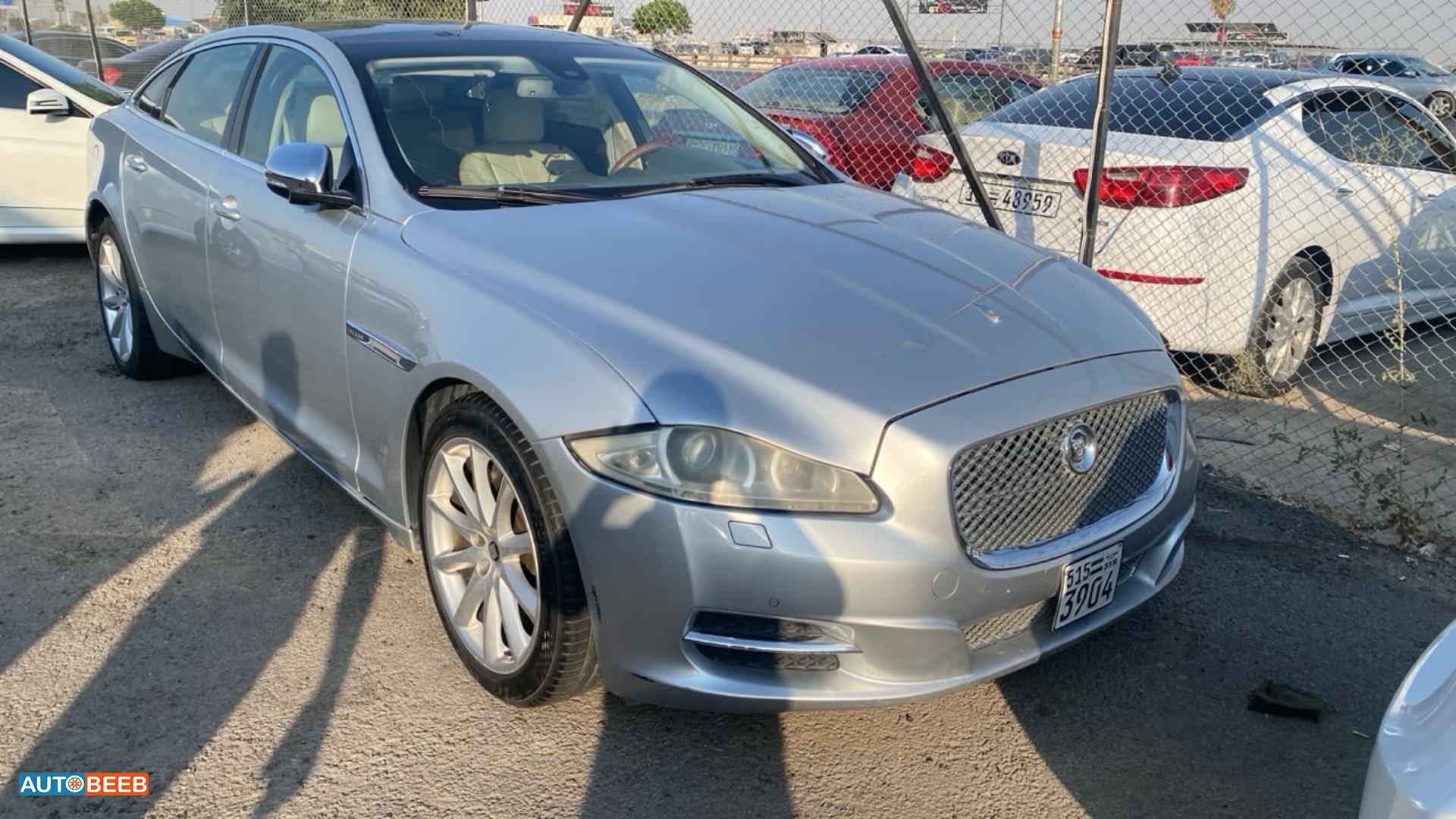 Jaguar XJ 2011